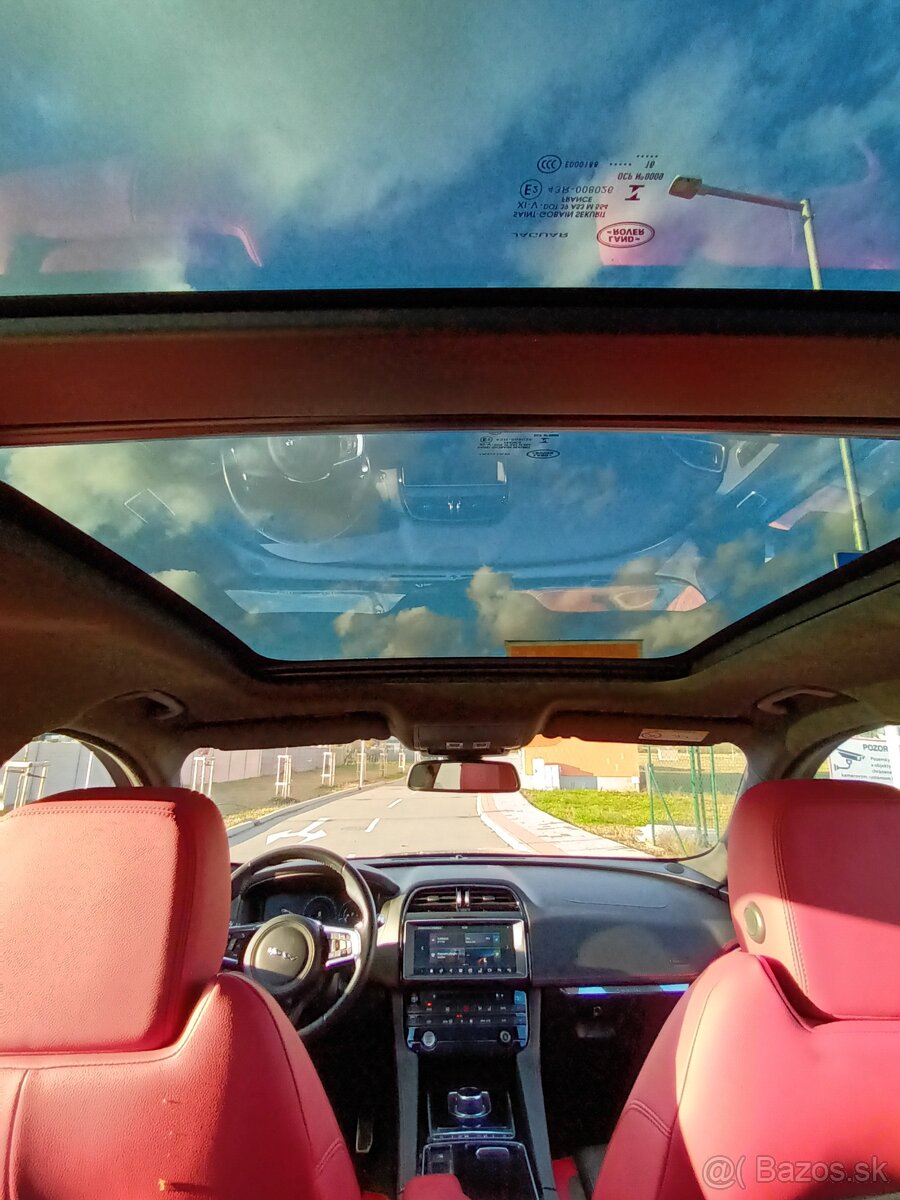 JAGUAR F PACE "S" 3.0 TDV6 - 17