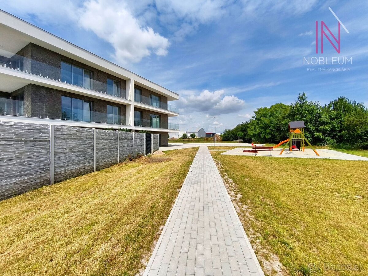 Na predaj štýlový kompletne zariadený 2 izbový byt s terasou - 17