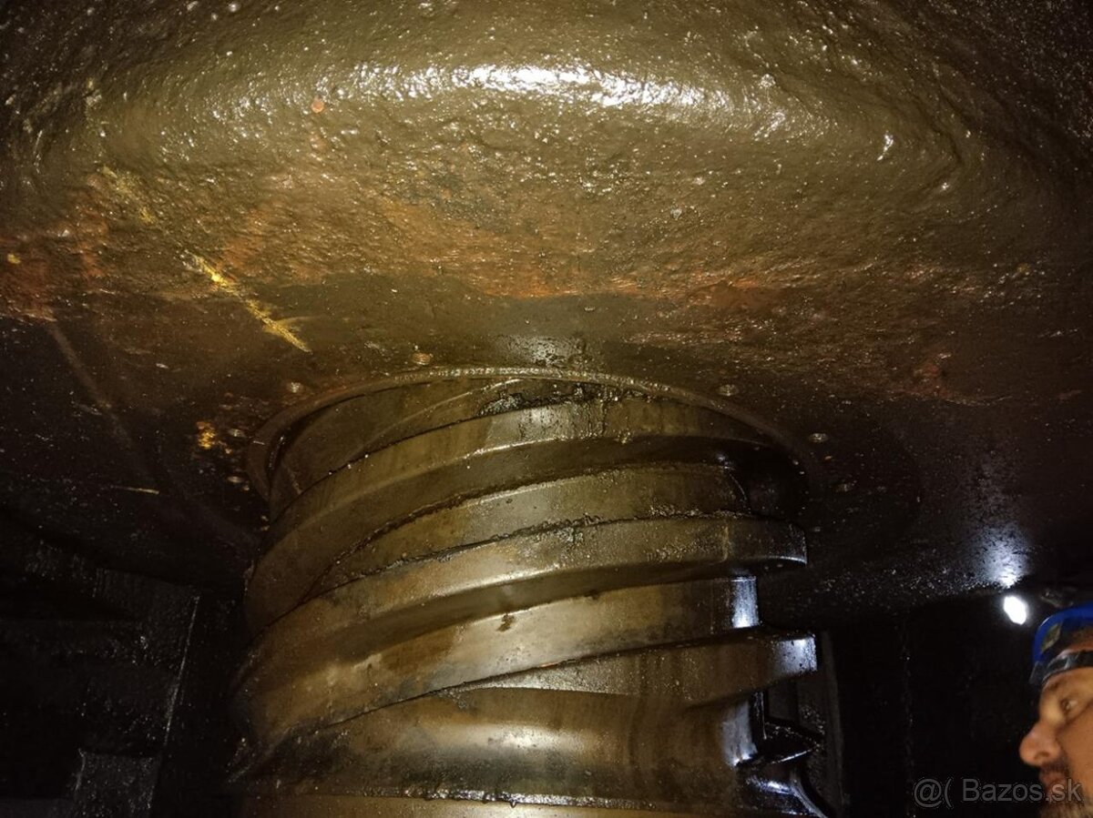 Hydraulický lis ŽĎAS LVH 2500 (948) - 17