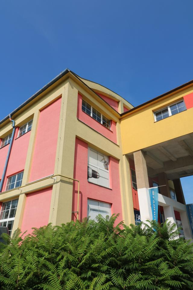 Prenájom obchodno - administratívneho priestoru Bytčická ul. - 17