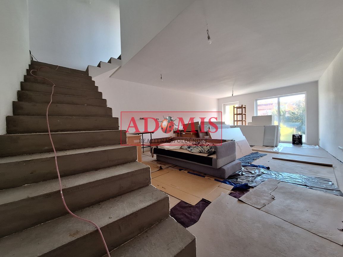 ADOMIS - predám exkluzívny 4-izbový tehlový dom 220m2,garáž, - 17