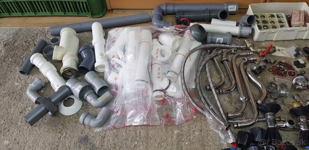 Vodo-inštalatérsky material 3 - 17