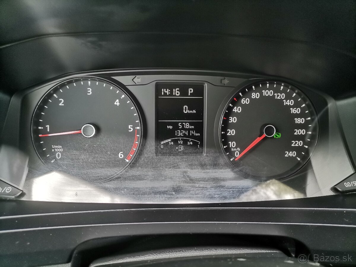 Volkswagen Transporter T6 model 2018, automat DSG - 17