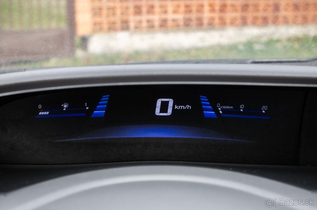 Honda Civic 1.8 i-VTEC, 104kW, M6 - 17