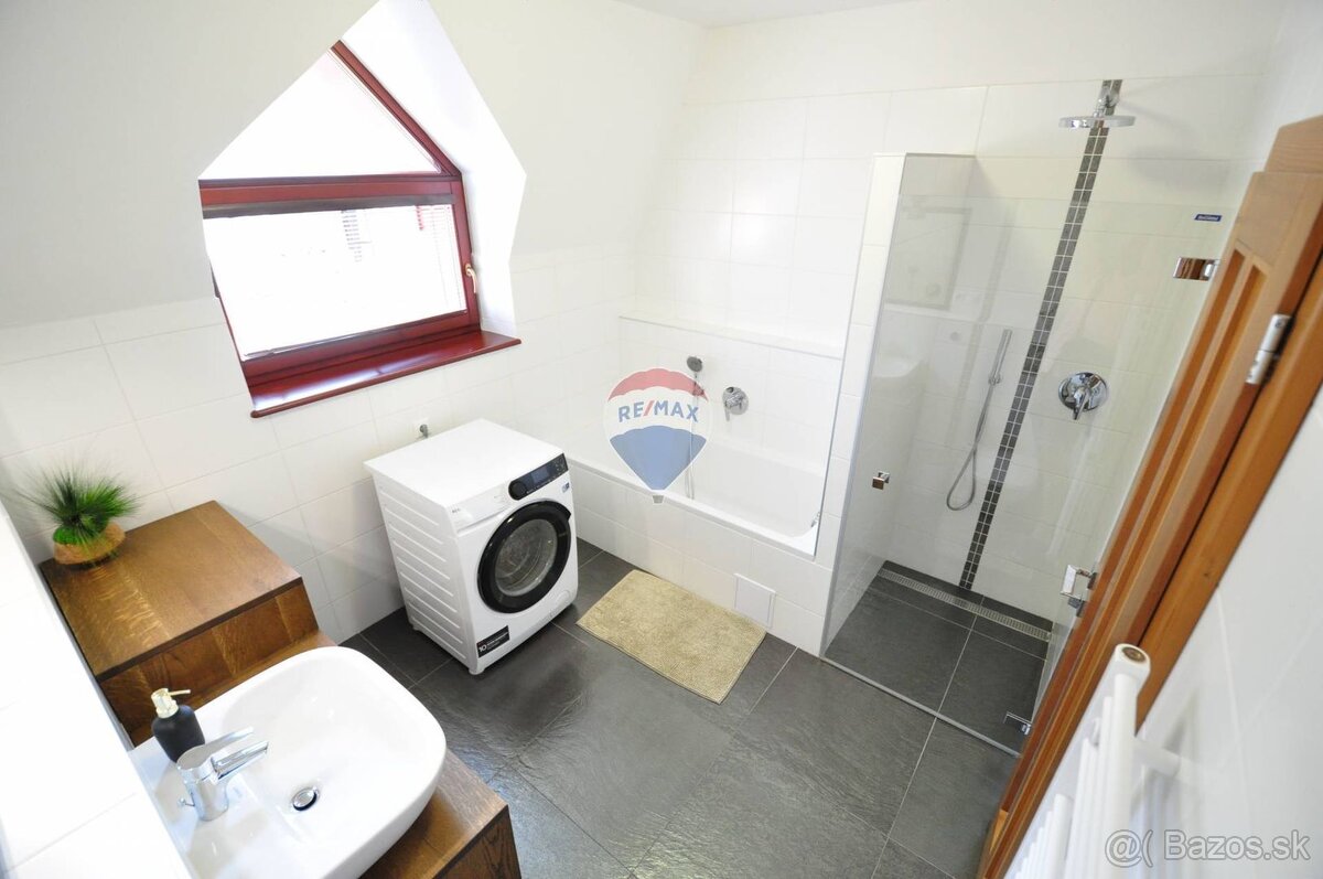 Moderný 3-izbový byt s garážou a výhľadom na Tatry – Veľká L - 17