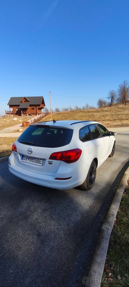 Opel Astra ST 1.7CDTi 92kw - 17