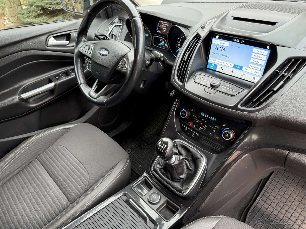 FORD KUGA 2,0TDCi 4x4 - 17