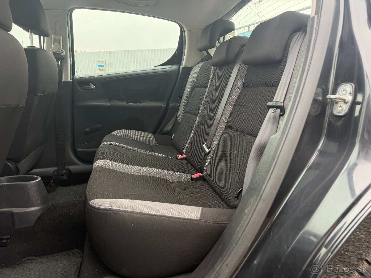 Peugeot 207 1.4 HDi • SAFE PACK • 2008 - 17