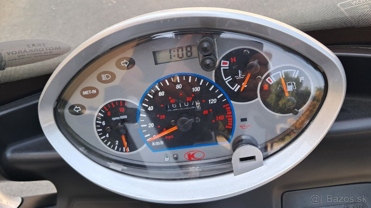 Kymco Grand Dink Max Vodník - 17