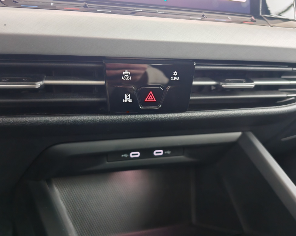 Volkswagen Golf Life 2.0 TDI 110KW DSG/AJ NA SPLÁTKY/ - 17