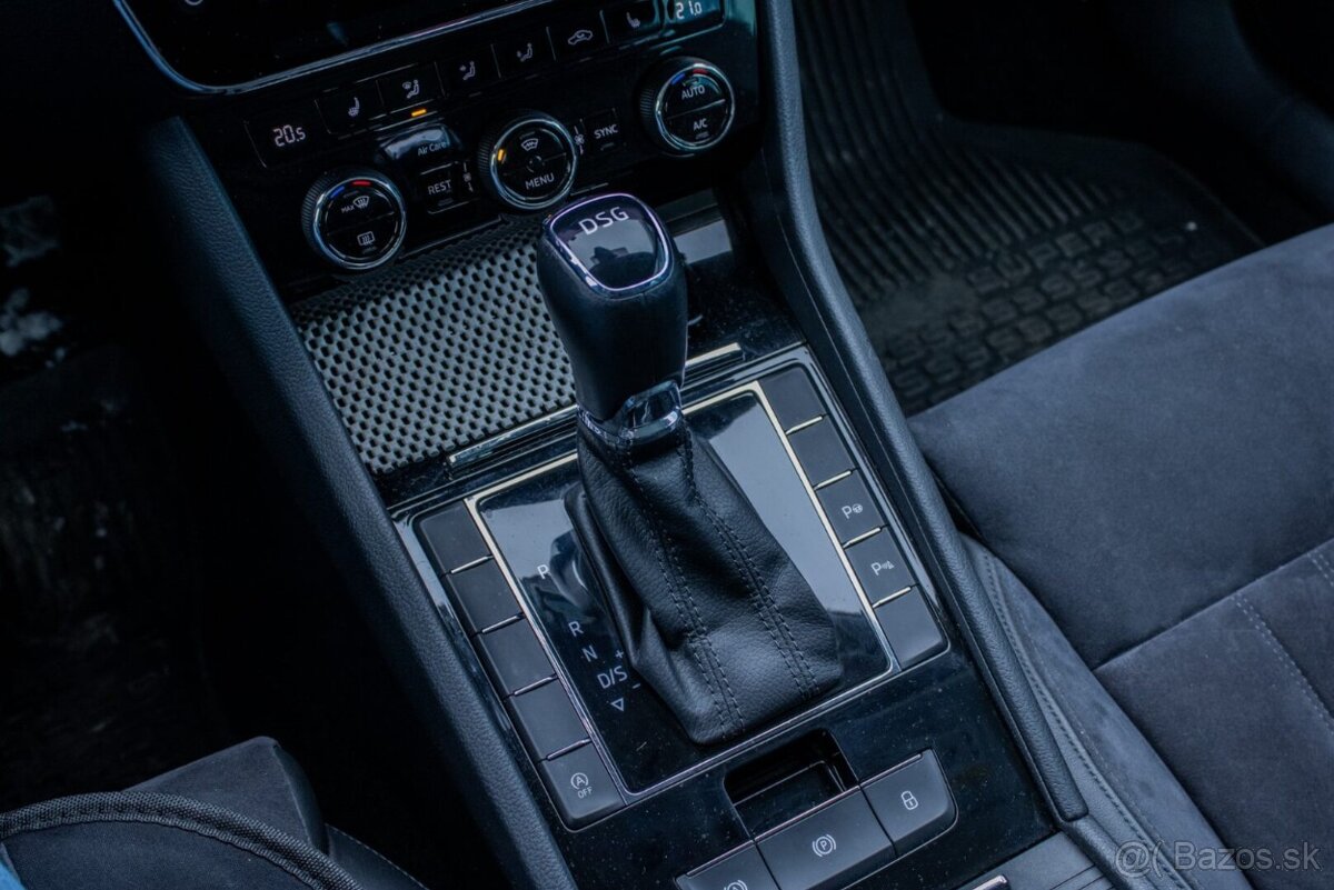 Škoda Superb Combi 1.6 TDI STYLE / PREVERENÉ - 17