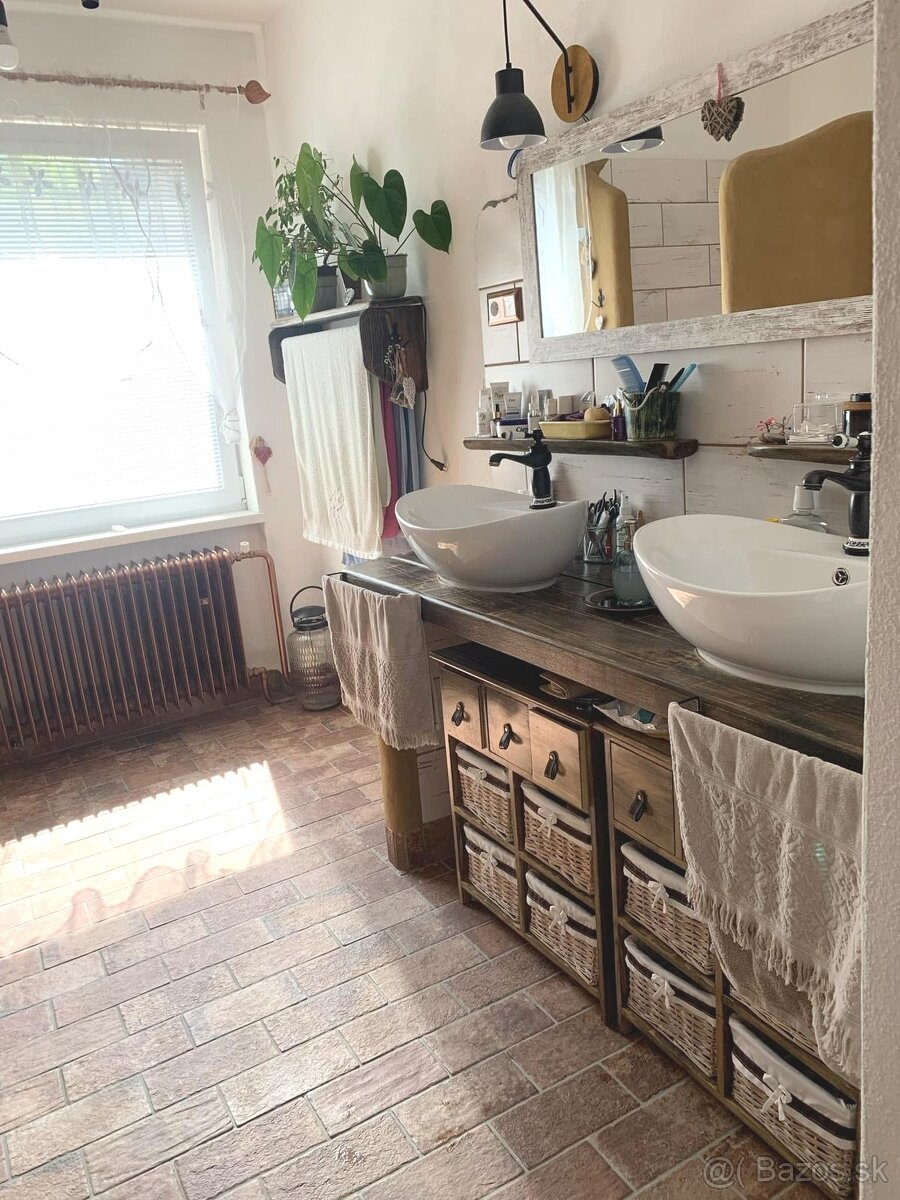 PREDAJ - Rodinný dom v Rožňave - 17