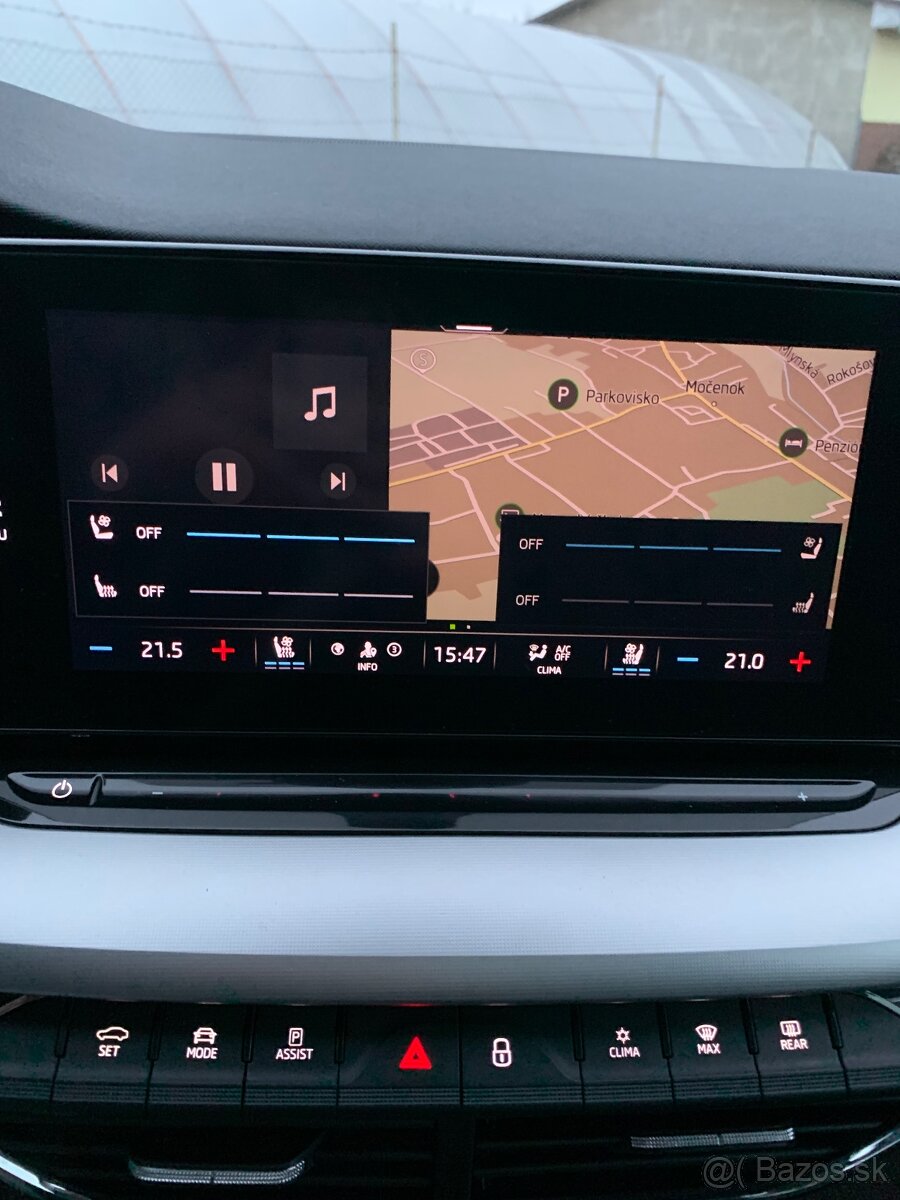 Škoda Octavia IV 110kw/combi/virtual/koža/panorama/tazne - 17