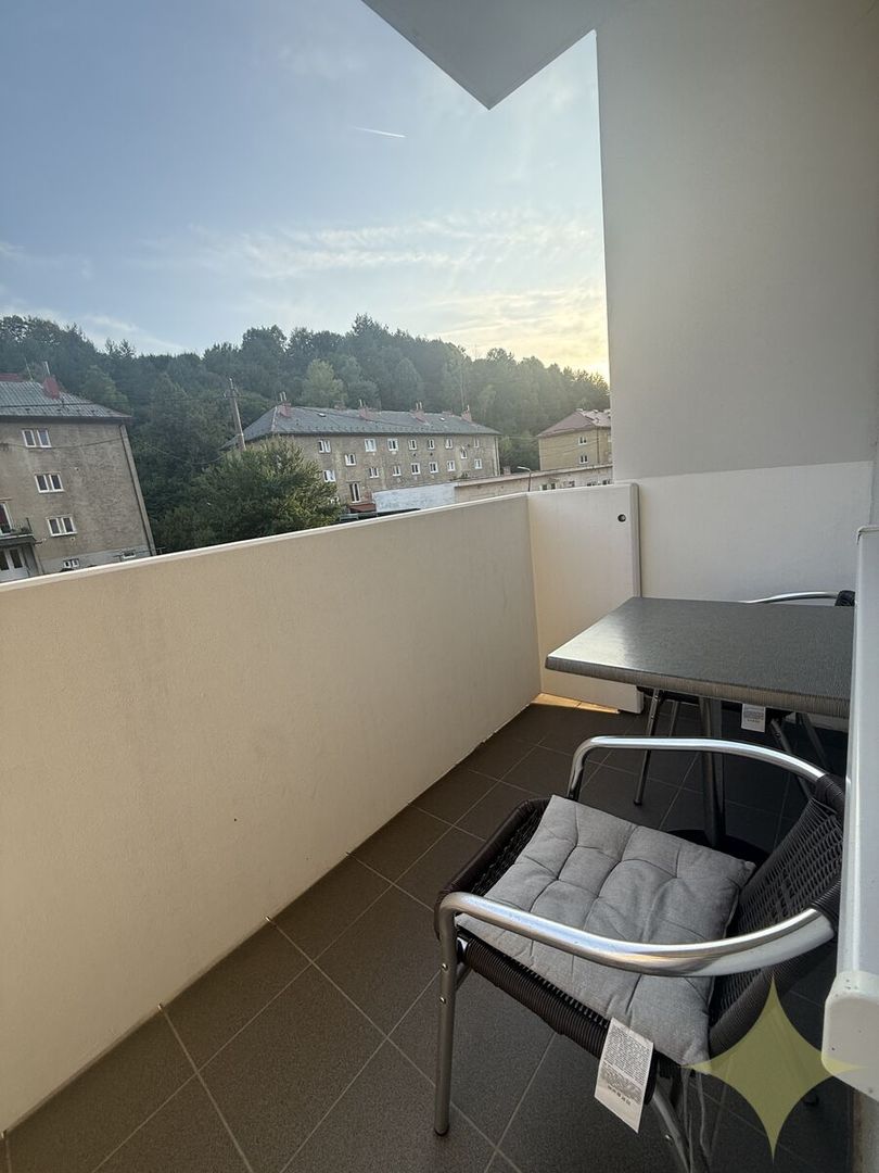 REZERVOVANÉ Priestranný 2,5-izbový byt s balkónom po komplet - 17