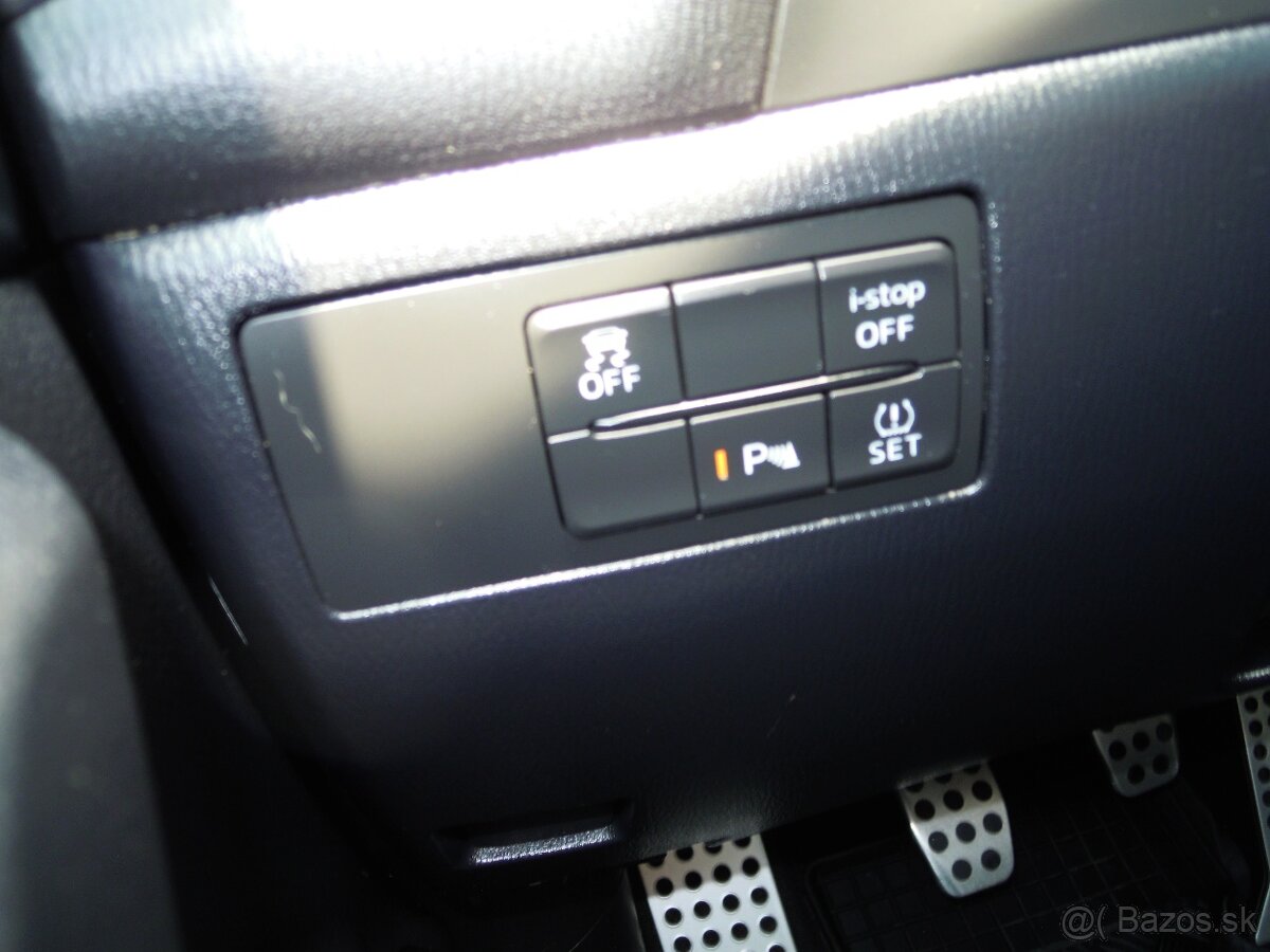 Mazda 3, 2.0I SKYACTIV - SPORTS LINE - 17