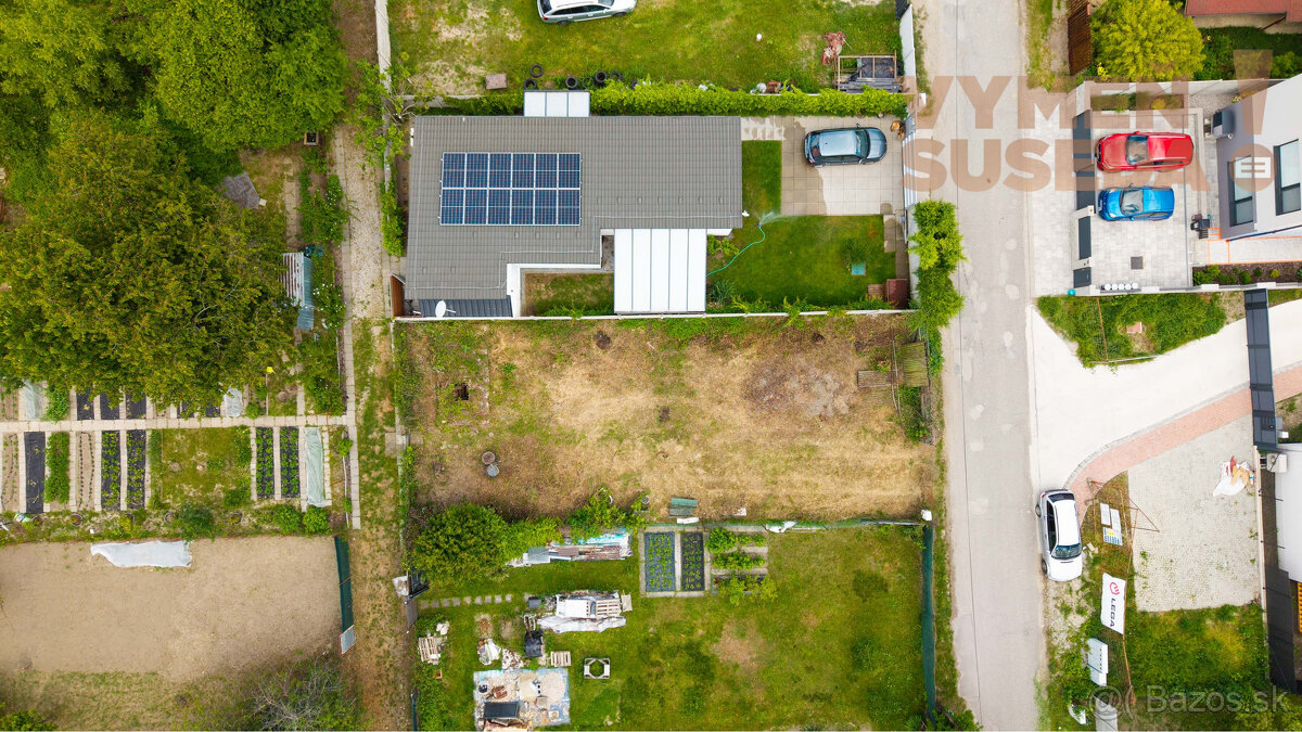 VYMEŇ SUSEDA - VÝNIMOČNÝ STAVEBNÝ POZEMOK, BOČNÁ ULICA, BRA - 17