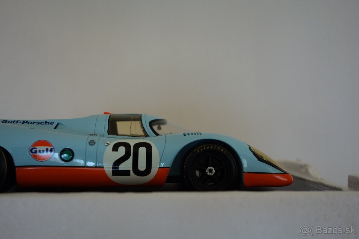 SPARK 1:18 Gulf-Porsche 917K #20 1970 LeMans - 17