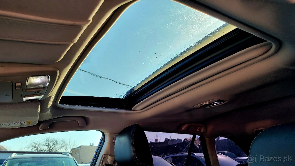 Subaru Legacy Outback 2,0 D 110 kW A/T 4x4 - 17