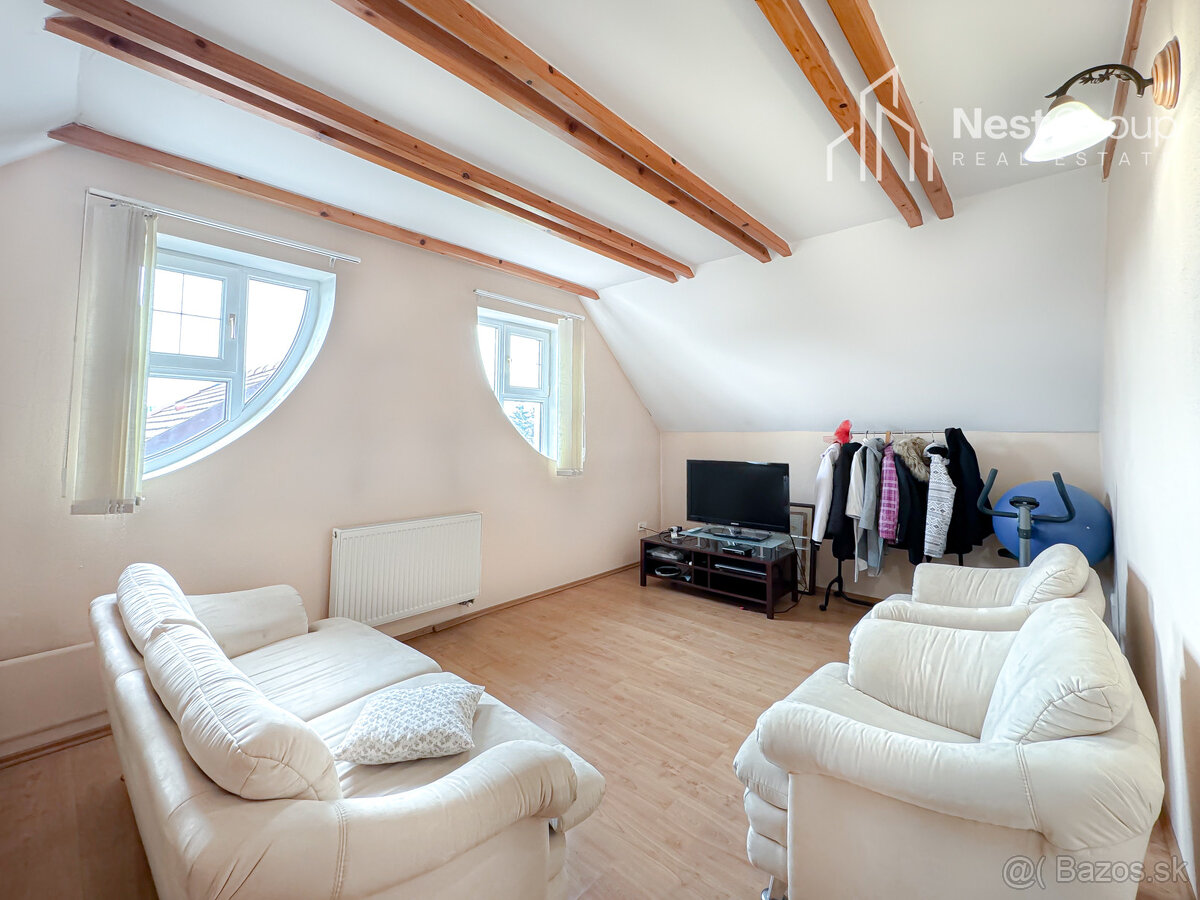 ZNÍŽENÁ CENA 6- IZBOVÝ RD S DVOJGARÁŽOU,VEĽKÝ POZEMOK 1,65ha - 17