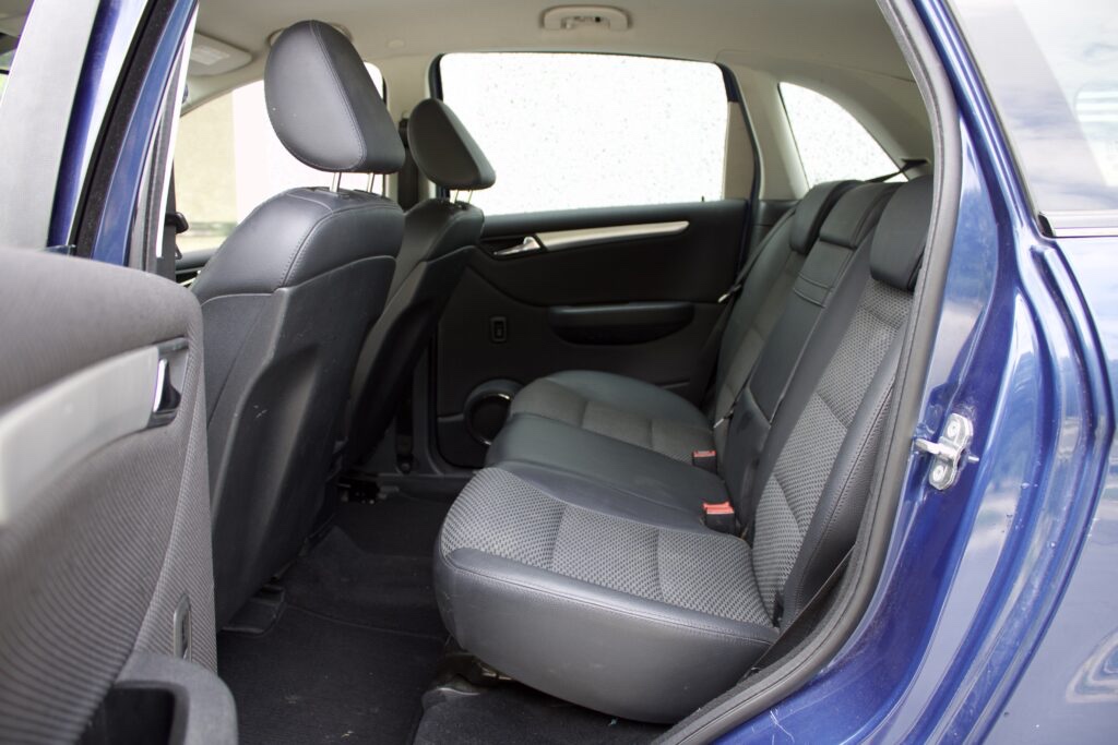 Mercedes B trieda - 17