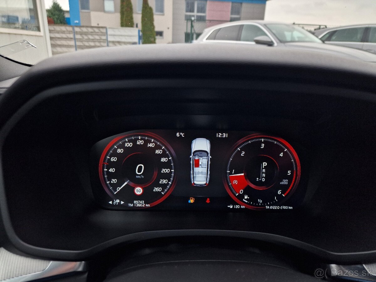 VOLVO V60 D3 R-DESIGN A/T - 17