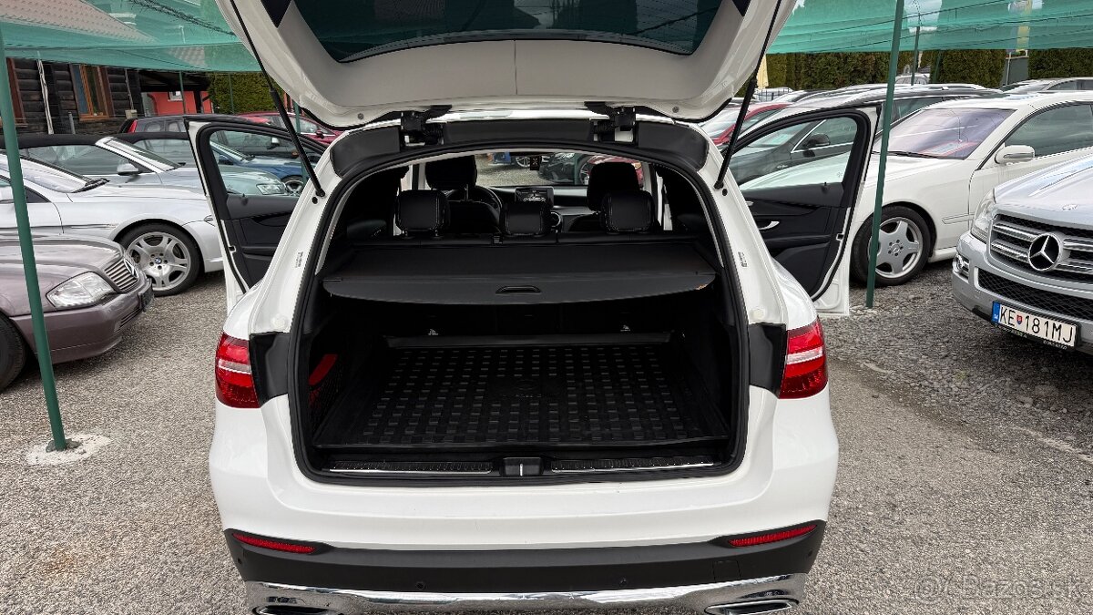 Mercedes-Benz GLC SUV 220d 4MATIC A/T - 17