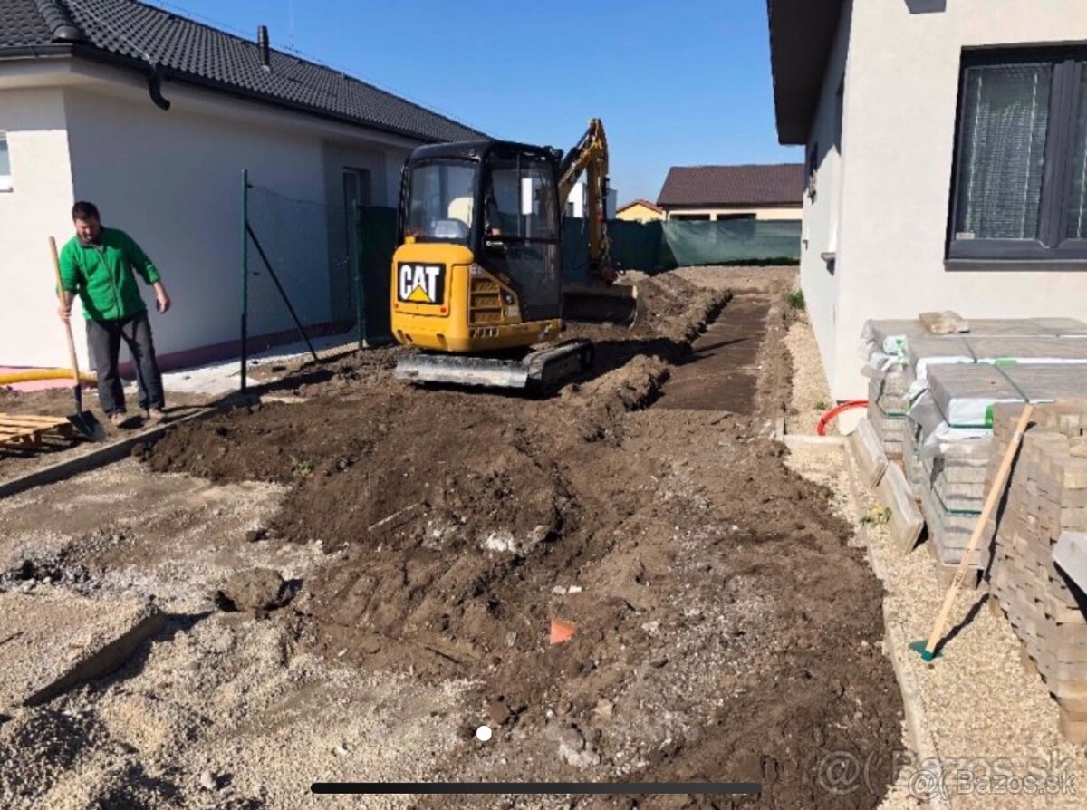 MINIBAGER CAT - vykopove a zemne prace - 17