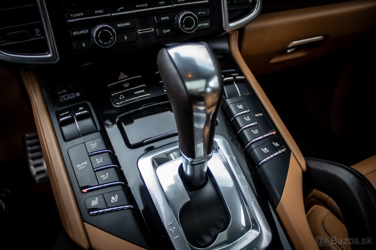 Porsche Cayenne S 4.8 Tiptronic S, 294kw, A8, 5d. - 17