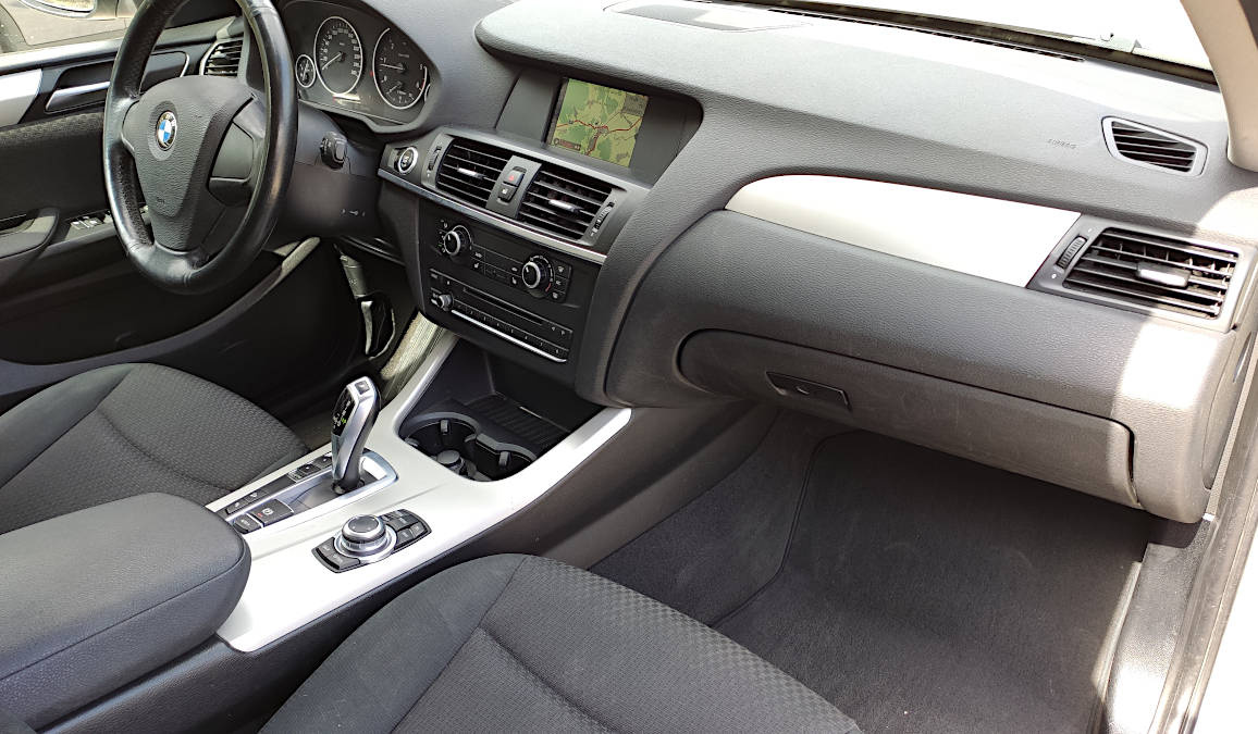 BMW X3 XDRIVE 2.0D A/T - 17