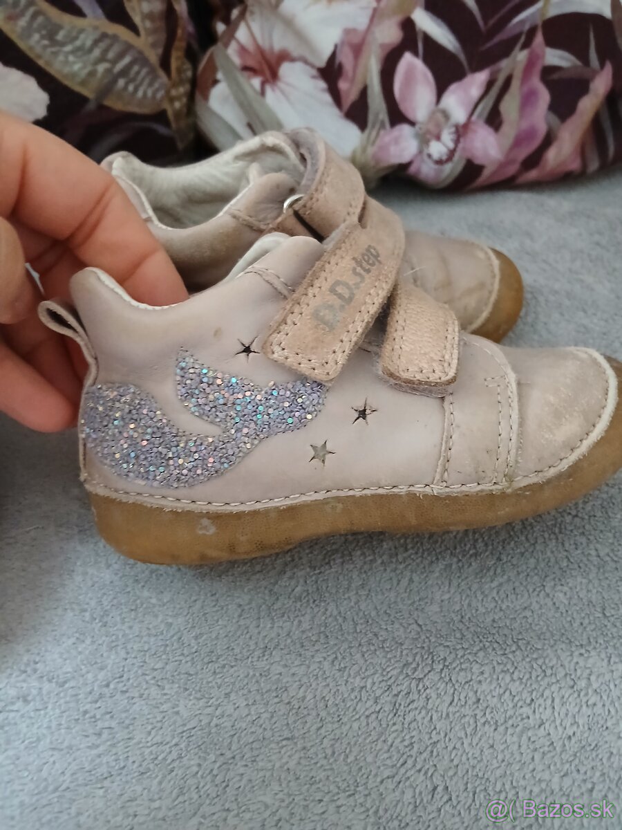 Dievčenské topánočky veľ.21 - 17