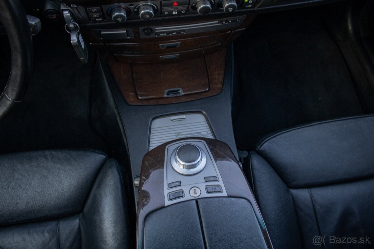 BMW Rad 7 730d A/T, 170kW, A6 - 17