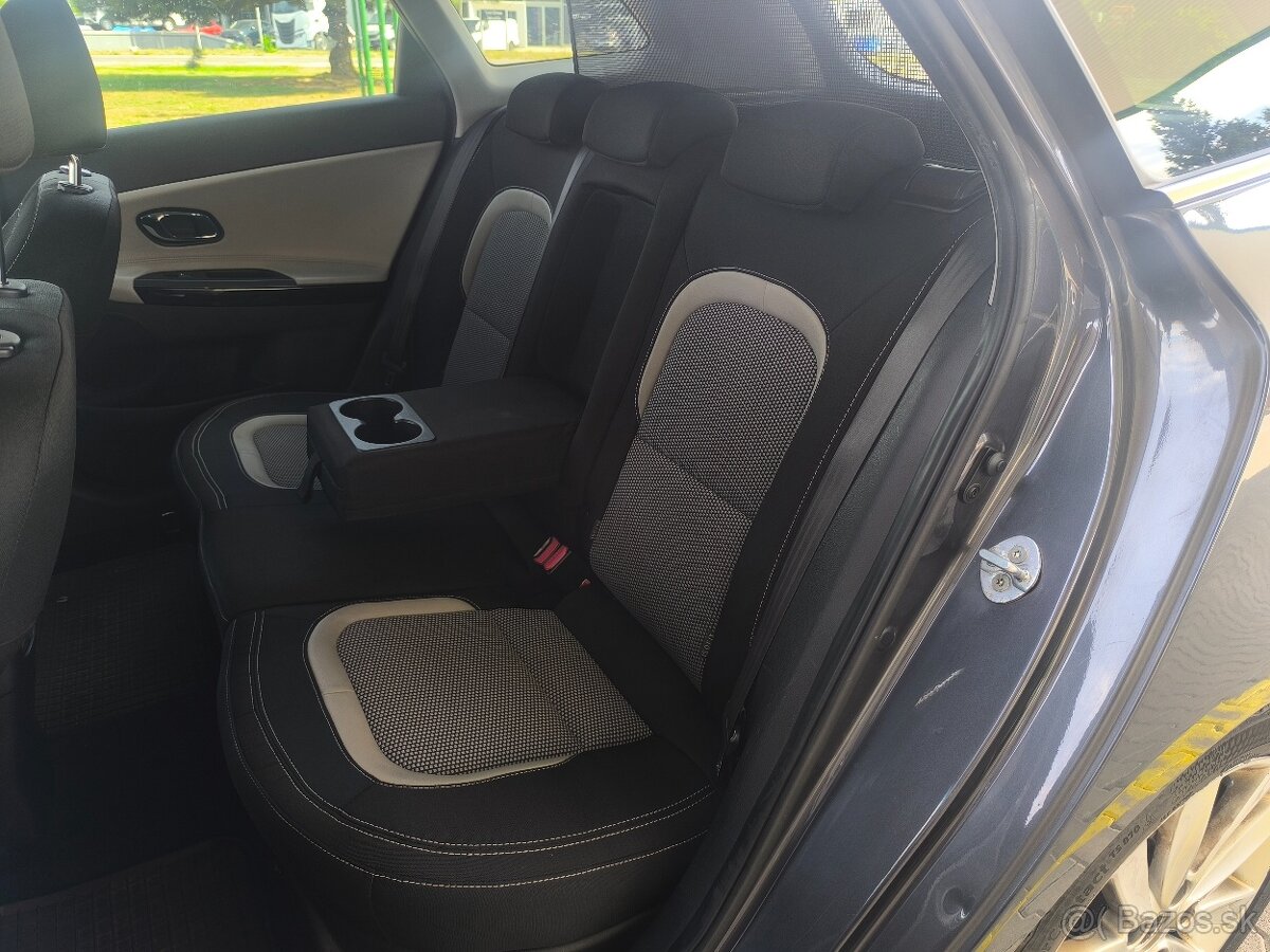 Kia Ceed SW 1.6 CRDi - 17