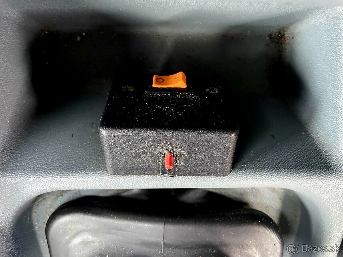 IVECO MASSIF - PREDAJ AJ NA SPLÁTKY - 17