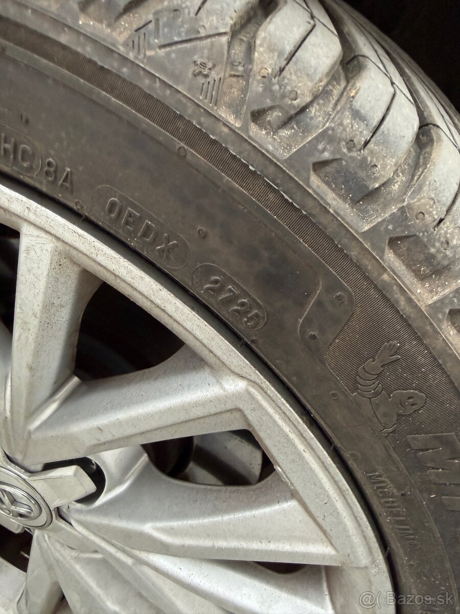 Toyota corolla 2.0 hybrid Executive - 17