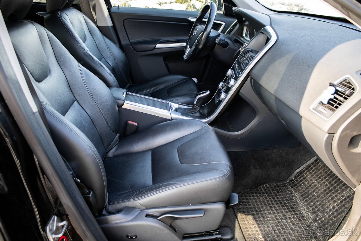 Volvo XC60 140kW (2015) - 17