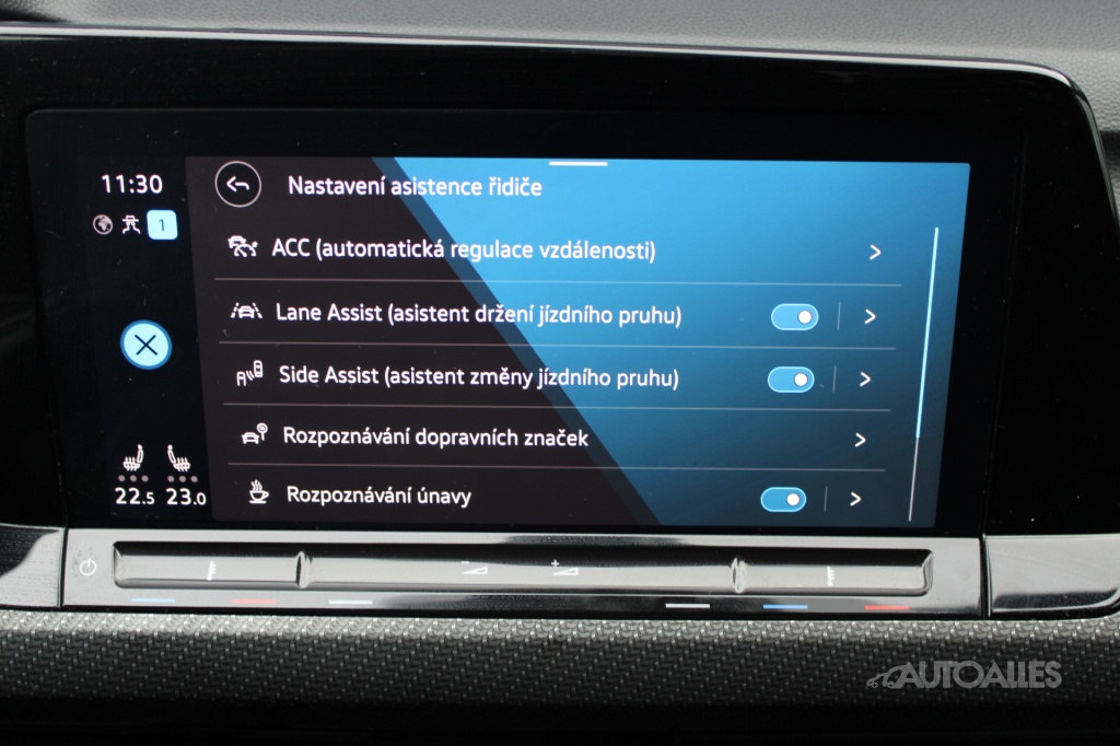 Volkswagen Golf Variant 1,5 e-TSi 110 kW R-LINE - 17