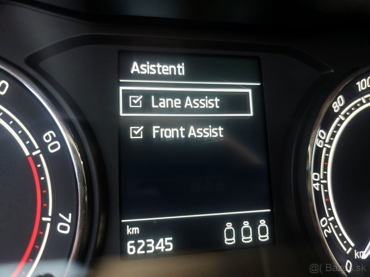 ŠKODA SCALA STYLE 1.0TSI 85KW 6-KVALT 10/2020 - 17