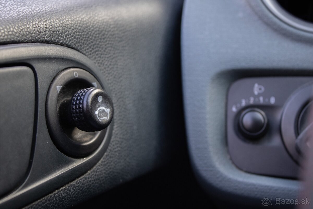 Ford Fiesta 1.25 60kw MT/5 2009 - 17