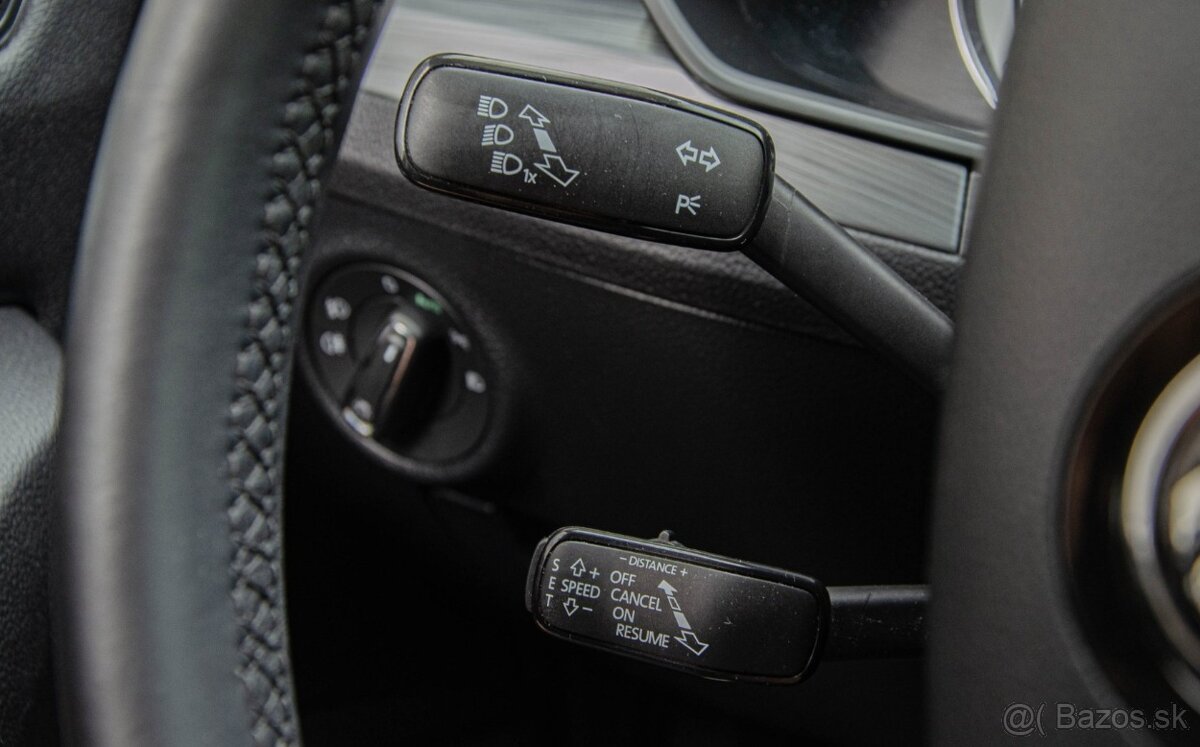 Škoda Superb 2.0 TDI SCR DSG - 17