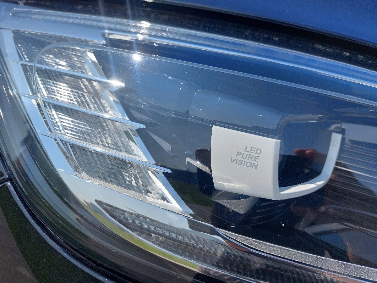 Renault Scenic TCe 140 "EDITION BOSE" - 17