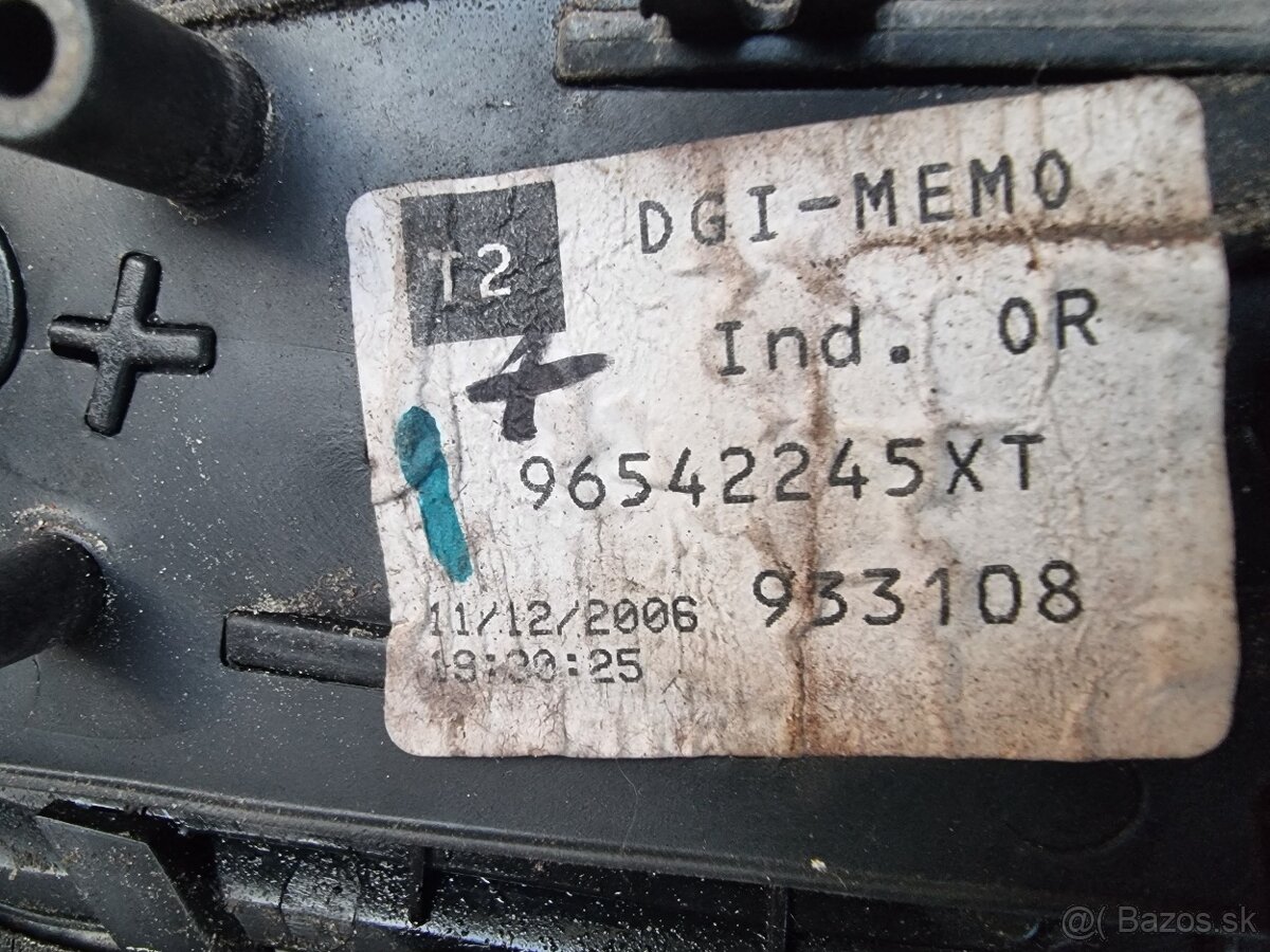 citroen c4 picasso zadné svetlá - 17