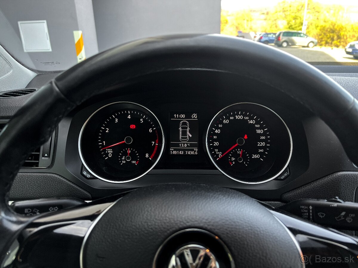 Volkswagen Jetta 1.2 TSI Comfortline - 17