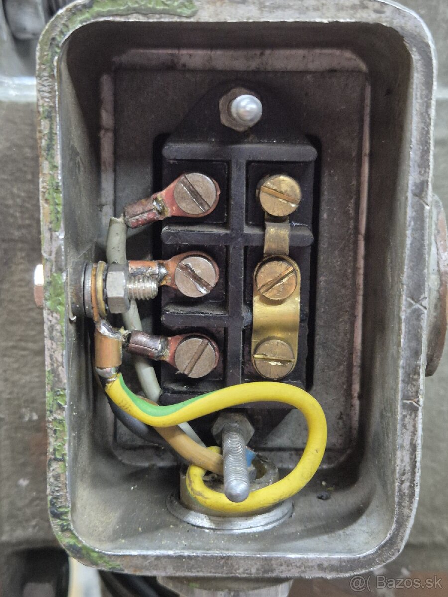 Vŕtačka jihokov hustopeče V-16 - 17