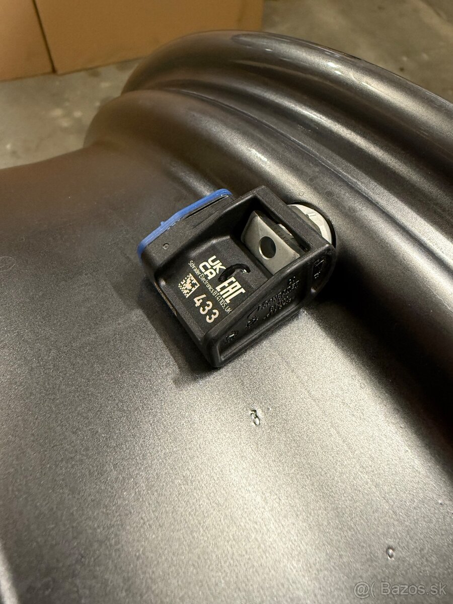 Hliníkové disky 5x112 R19 Mercedes Benz E Clas W214 S214 AMG - 17