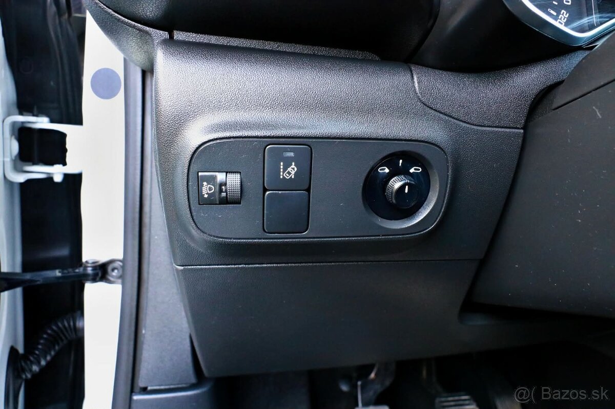 Citroën C3 1.2 PureTech 2018 – TOP farba, nová STK - 17