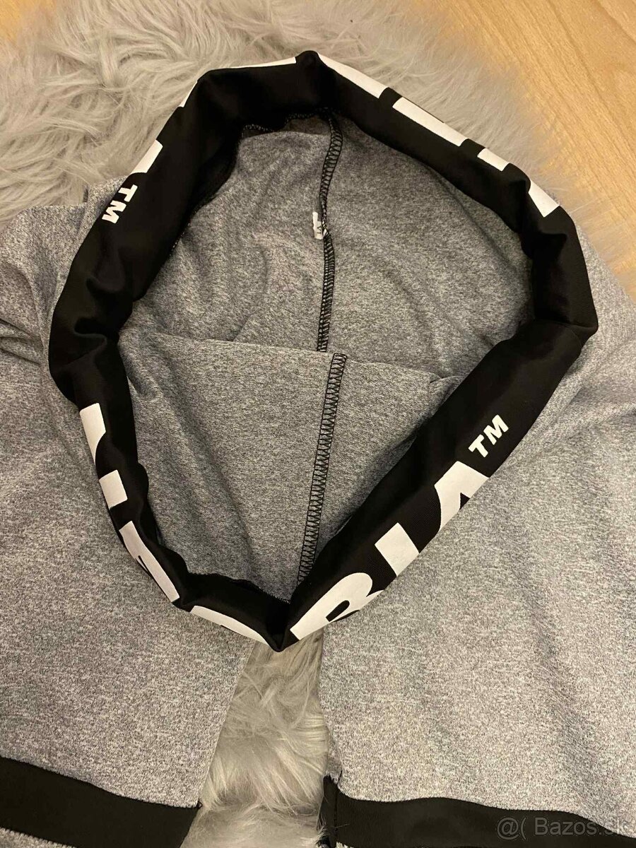 Rôzne dámske legíny - 17