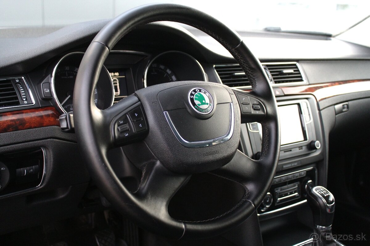 Škoda superb 2.0 TDI Elegance - 17