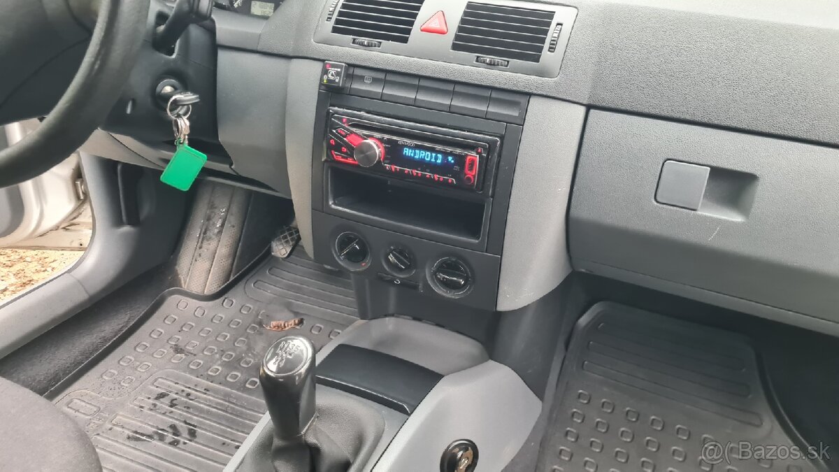 Škoda Fabia combi 1.4 benzin + lpg - 17