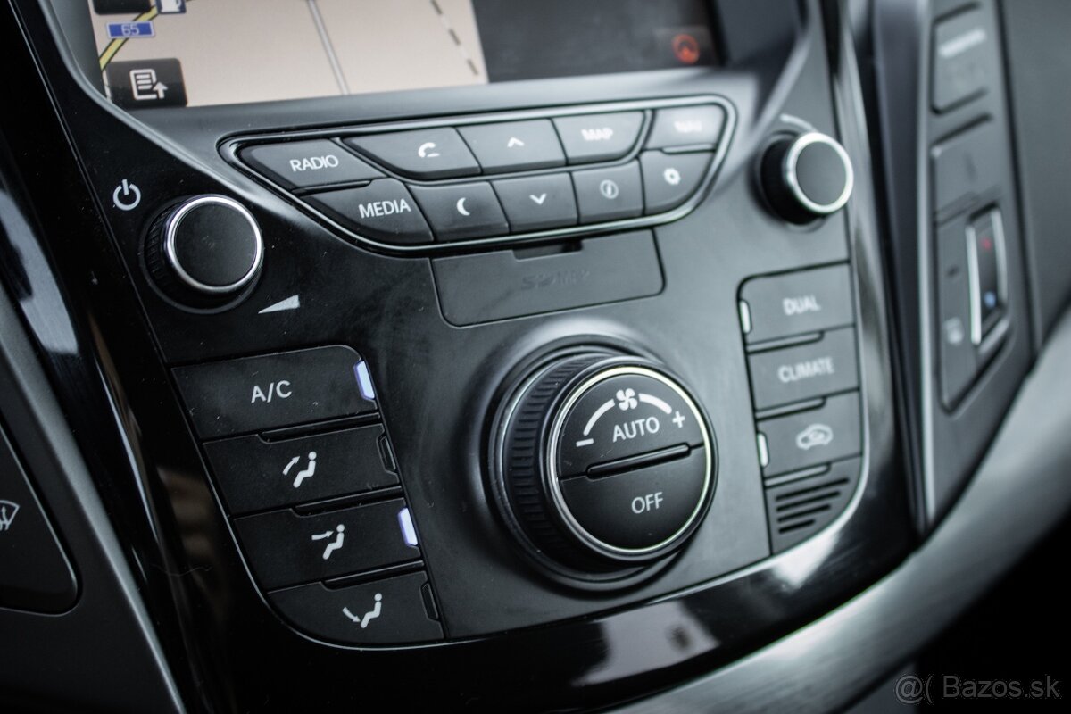 Hyundai i40 CW 1.7 CRDi HP Business - 17