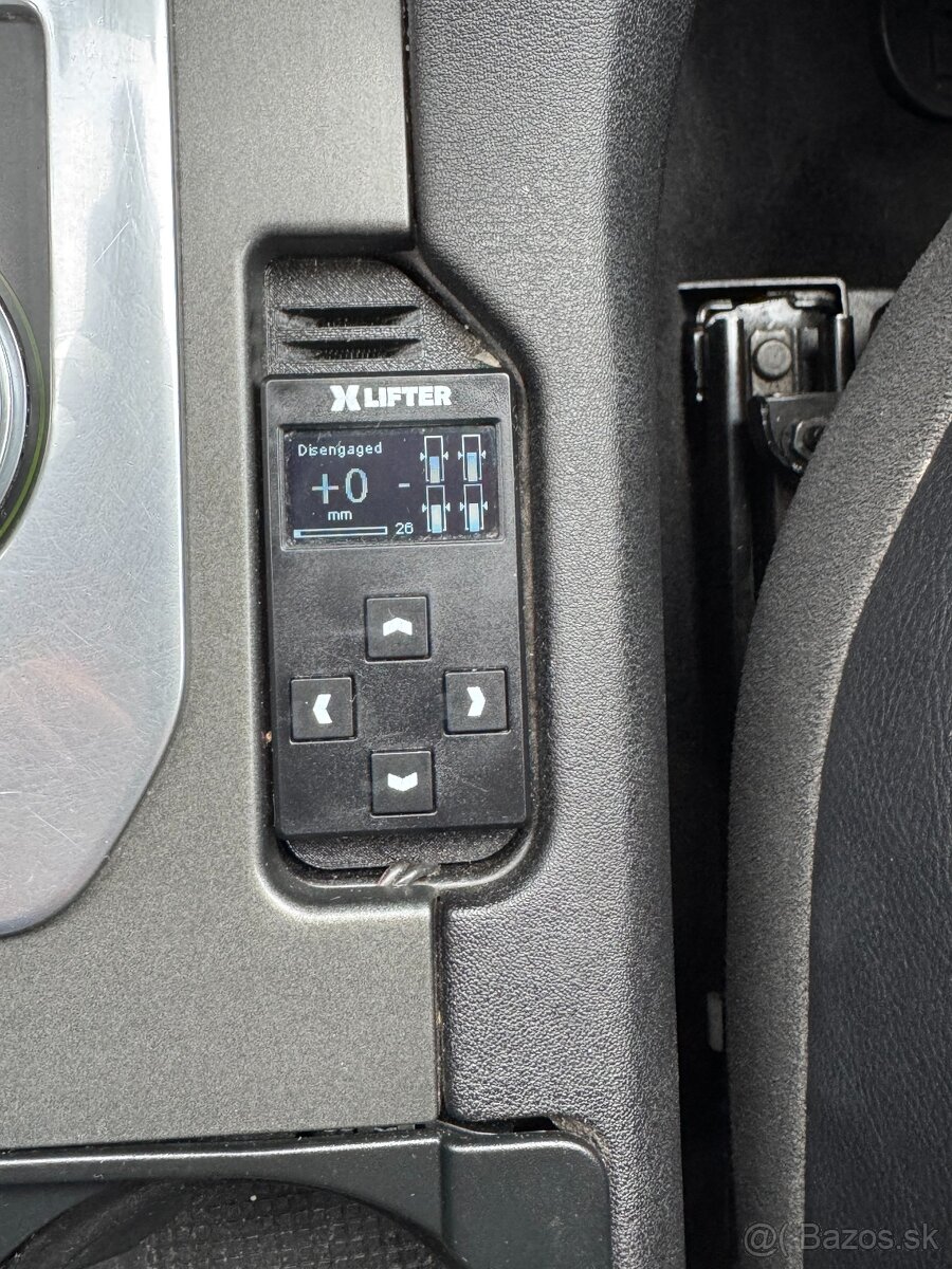 Land Rover Discovery 4 HSE - 17